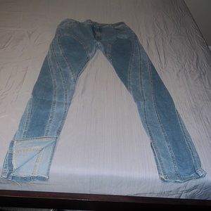Split leg jeans